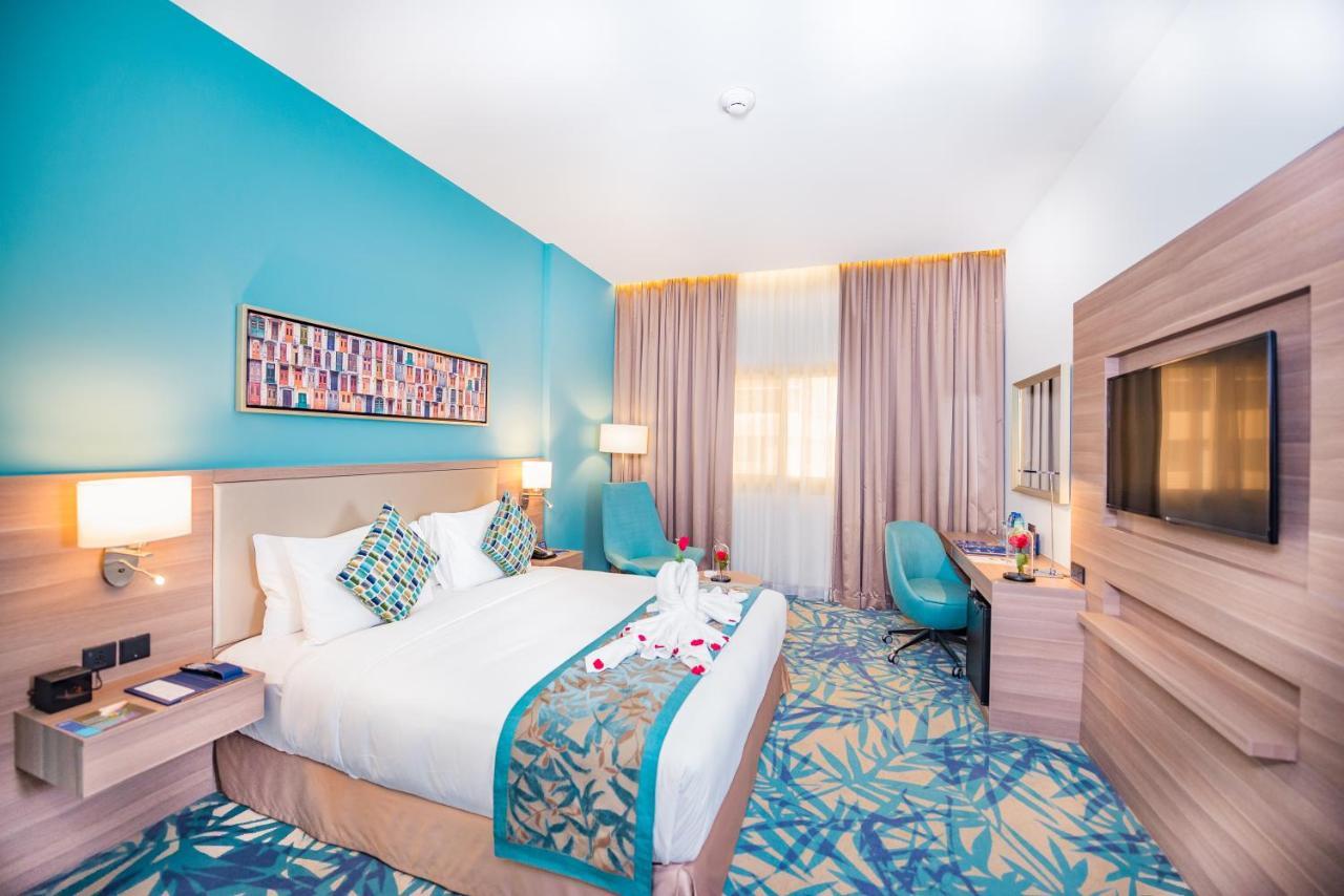 MENA Plaza Hotel Albarsha Dubái Exterior foto
